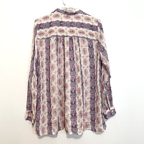 JANE AND DELANCEY White Navy Geometric Striped Pintuck Pleated Button Down Tunic - Picture 10 of 12